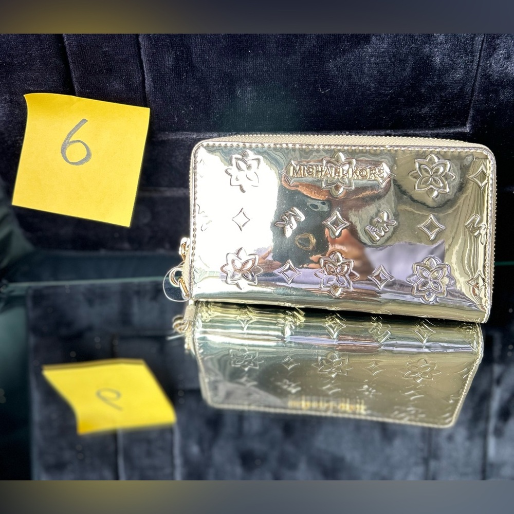 Brand New GOLD wallet/wristlet